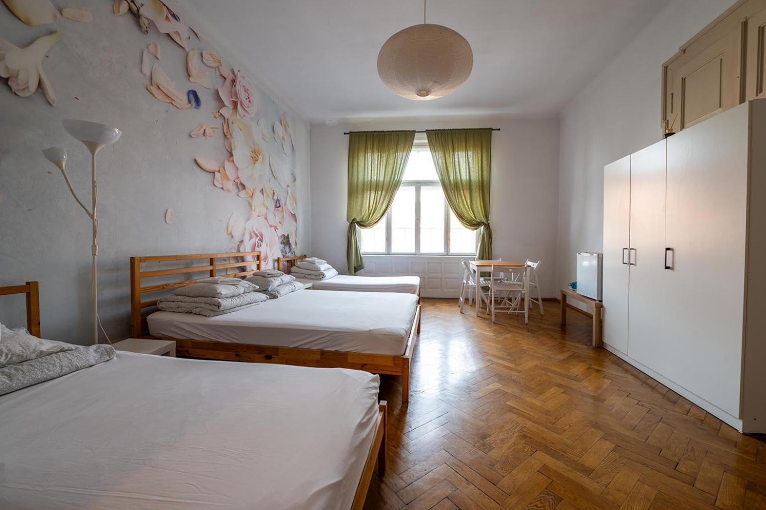 Hostel Trzy Kafki Private *