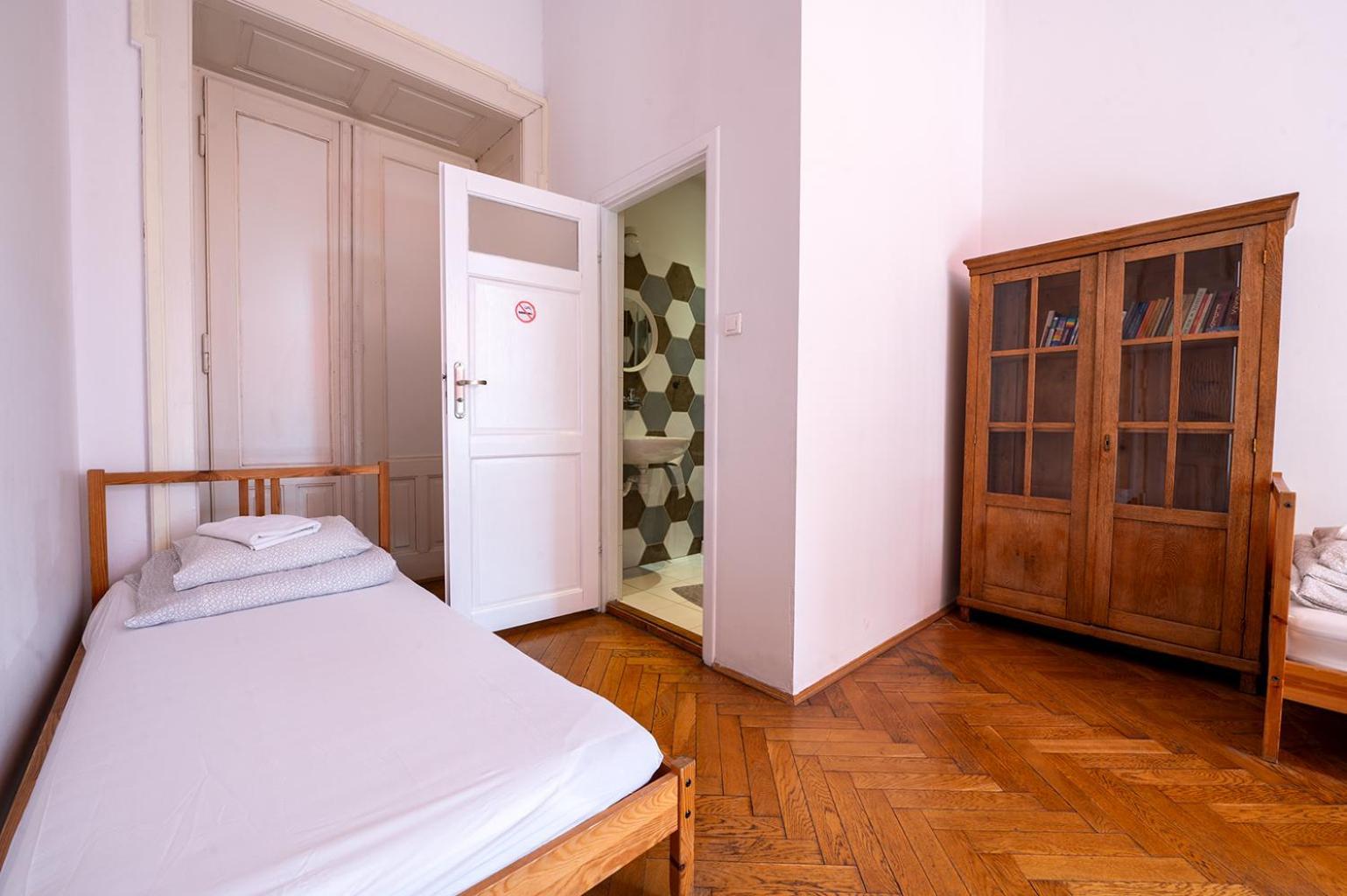 Hostel Trzy Kafki Private